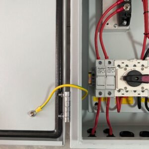 YanGao Box Photovoltaic Combiner Box Solar System Electrical 2 in 1 Out Voltage Protector