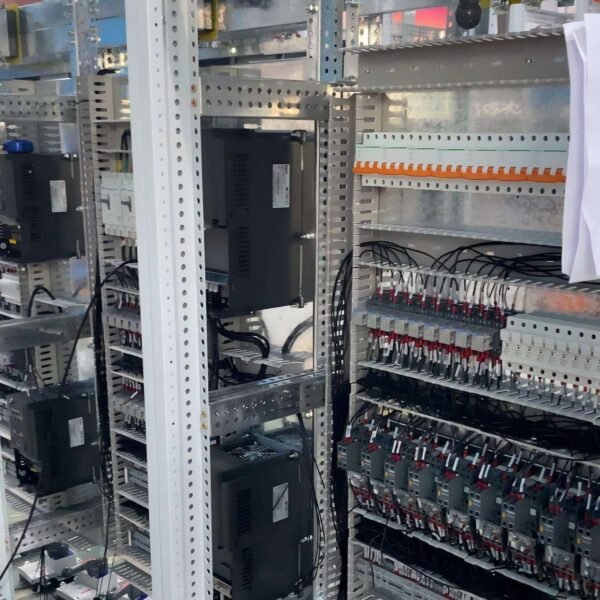 YanGao Box Assembly Electrical Cabinet Control Panel Low Voltage Power Distribution Cabinet LV Switchgear - Image 4