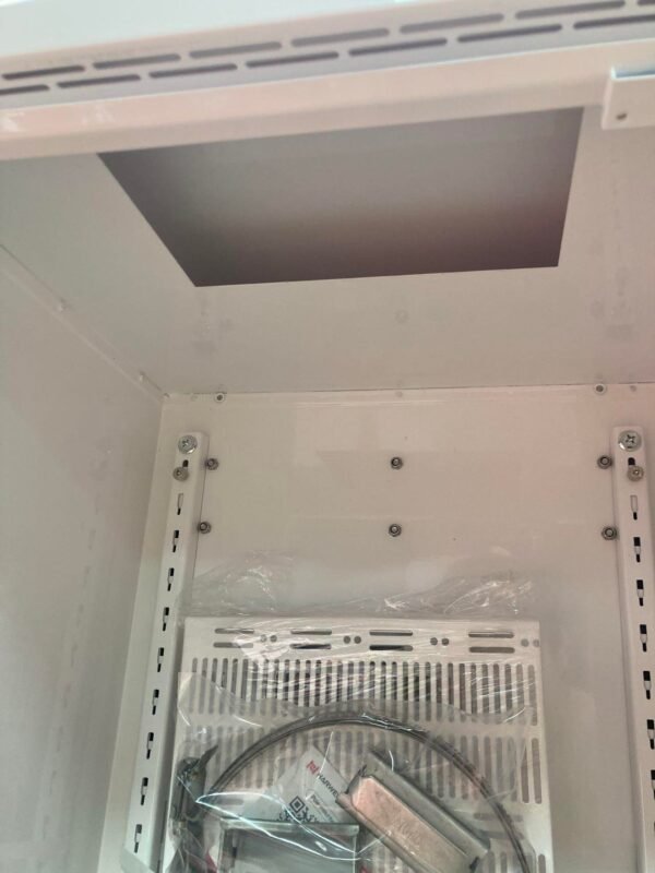 YanGao Box Non-standard Customized Distribution Box With Rain Cap and Ventilation Holes - Image 5