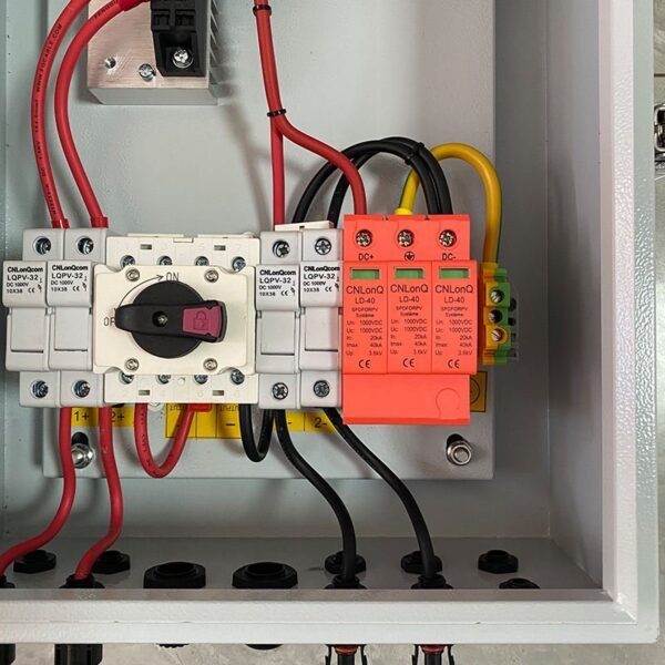 YanGao Box Assemble Panel 2 Input 1 Out Pv Combined Box Solar Panel - Image 5